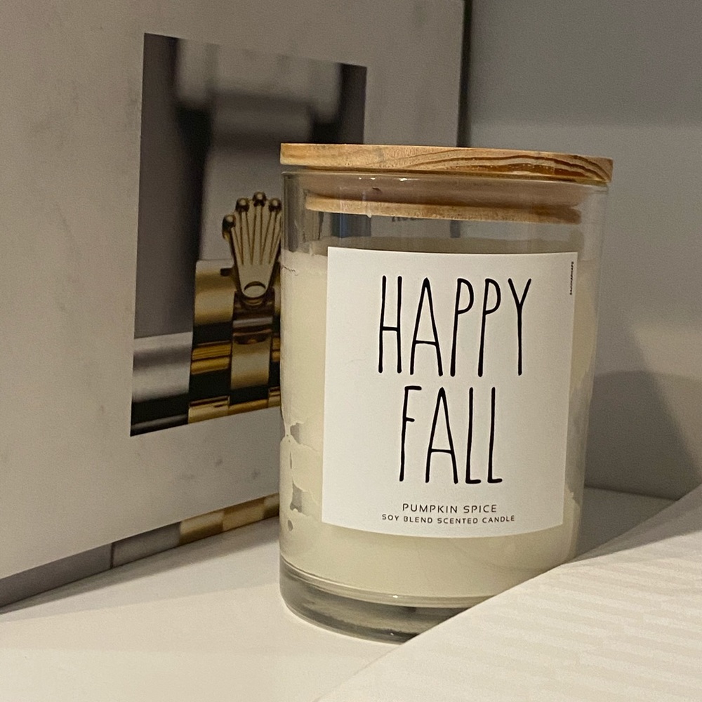 🍁Happy Fall candle by Rae Dunn🍁